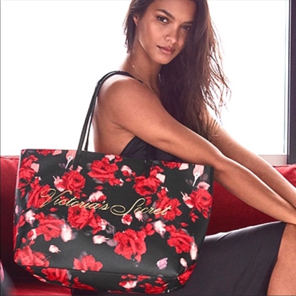 NWT NEW Victoria’s Secret 2019 Floral Tote